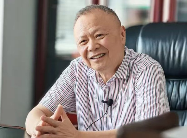 王茂松的冒进与保守