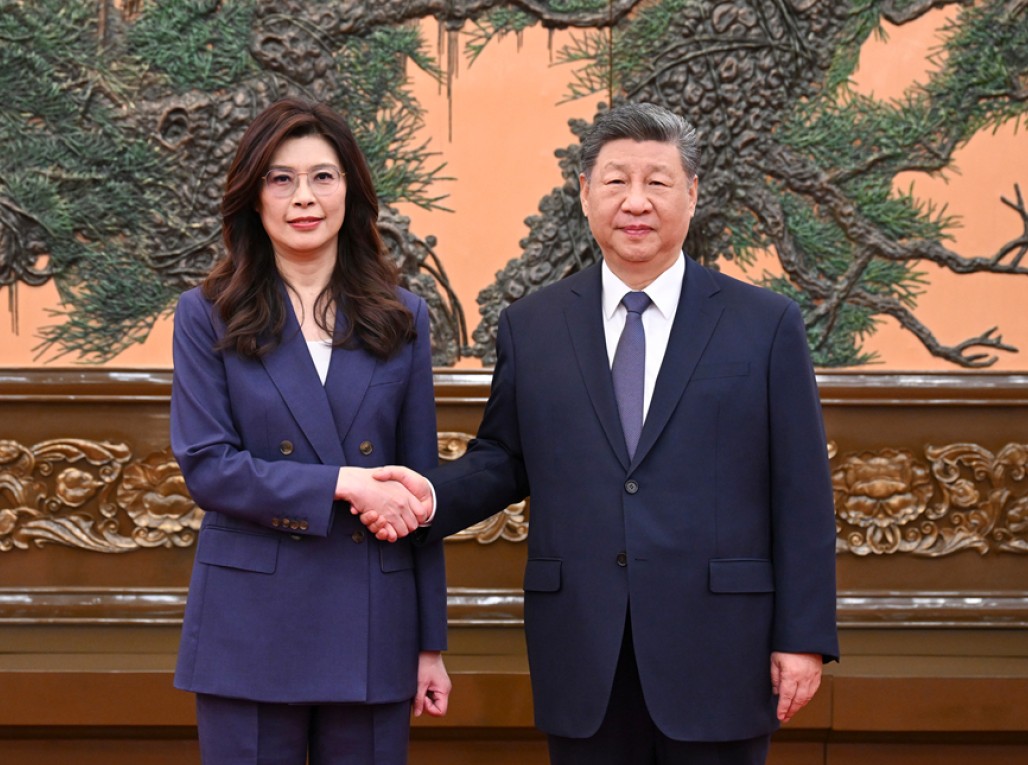 习近平总书记会见中国国民党主席郑丽文